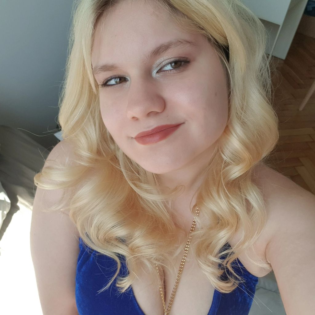 SamanthaDiamond SamanthaDiamond