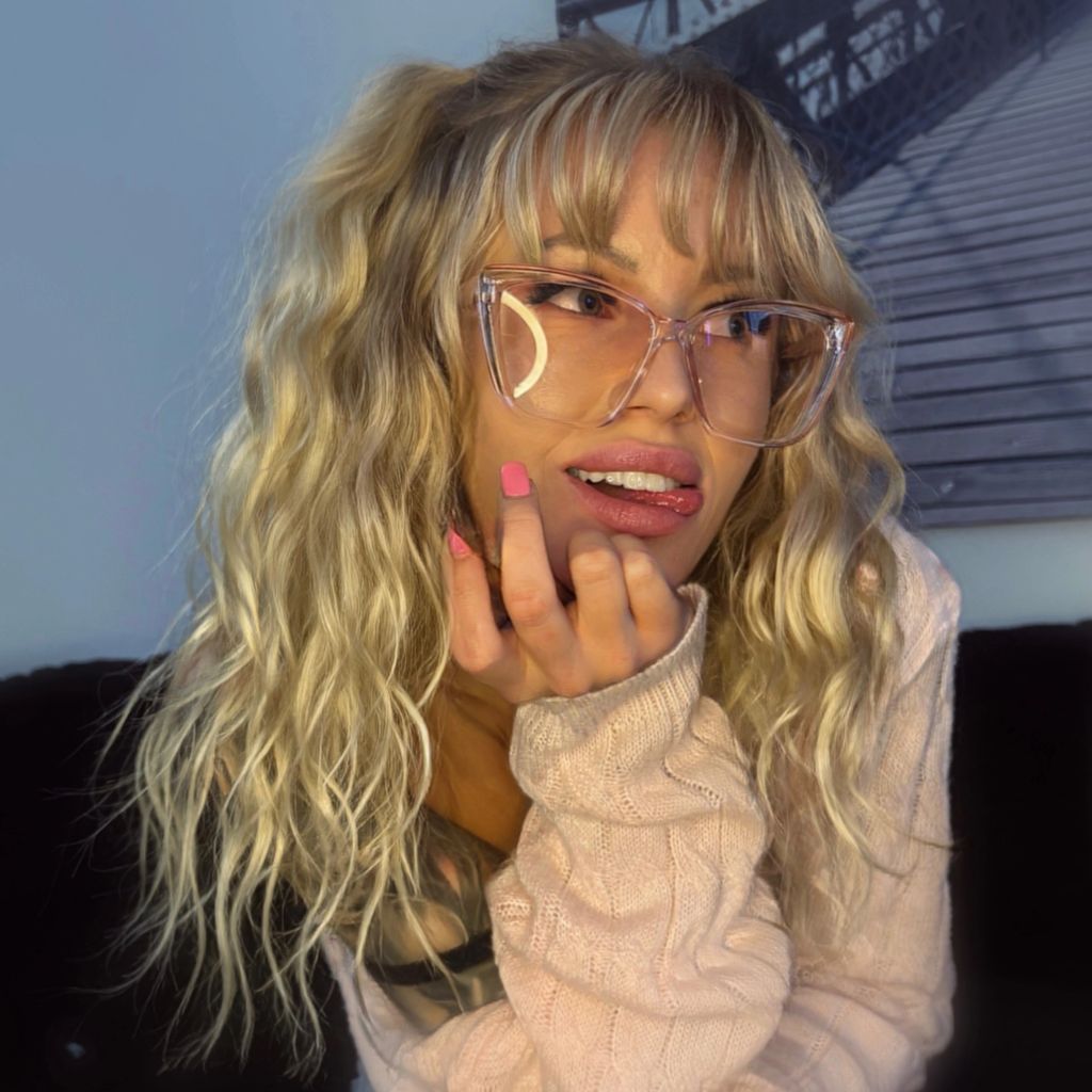 TinyTease TinyTease
