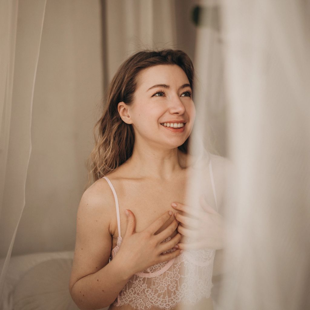 mia-erotic mia-erotic
