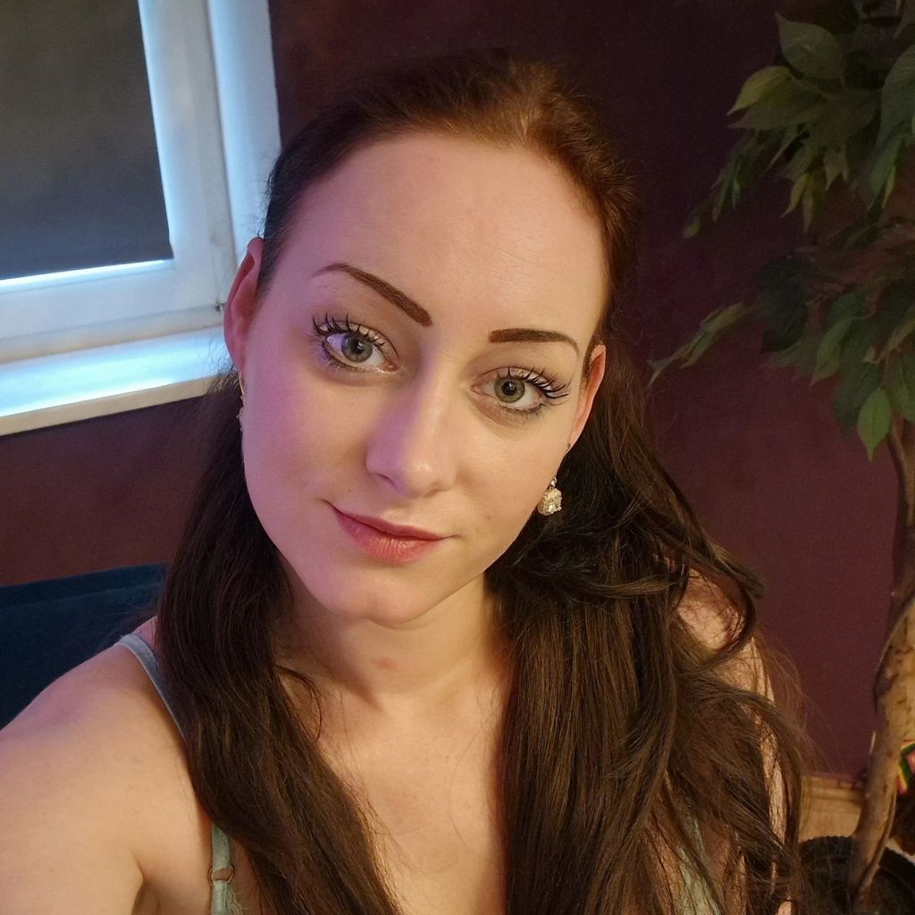 JasminWhite JasminWhite