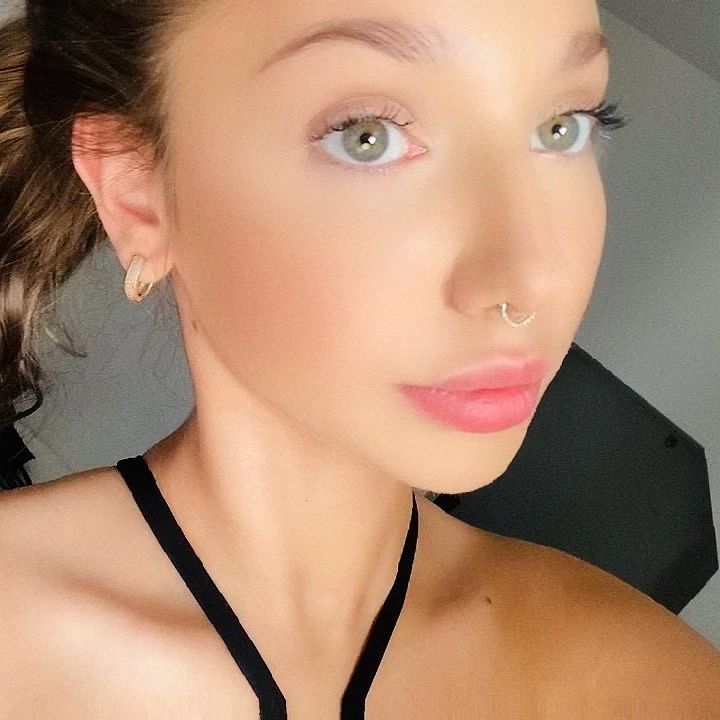 EmmaSexy EmmaSexy