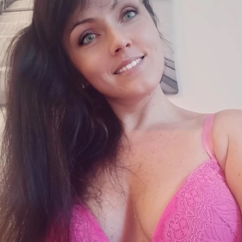 HornyClaire HornyClaire