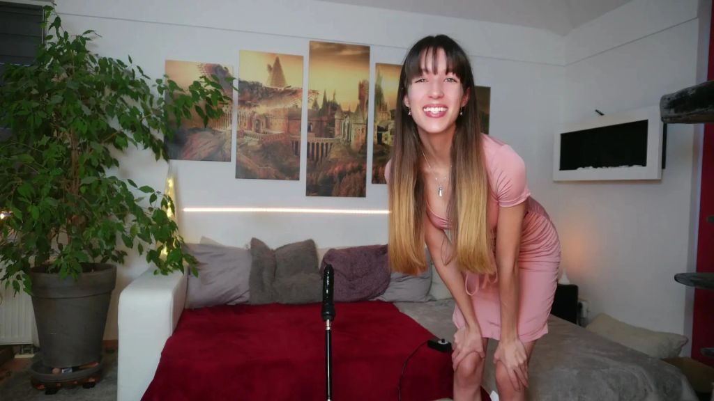 Extreme Penetration! Plug und Fickmaschine gleichzeitig! Extreme Penetration! Plug und Fickmaschine gleichzeitig!