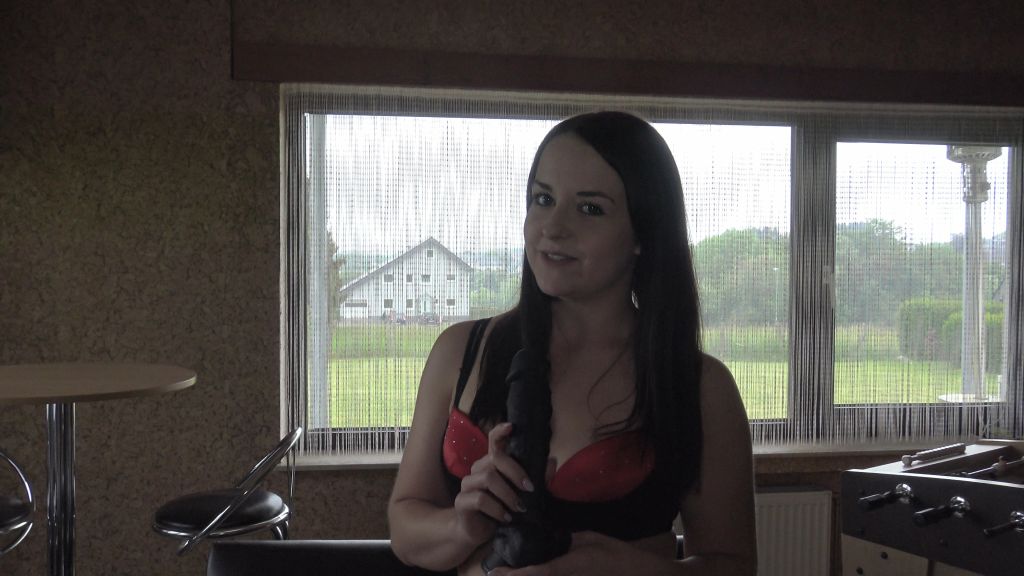 Ich teste das Maximum – mein größtes Toy ever! Ich teste das Maximum – mein größtes Toy ever!